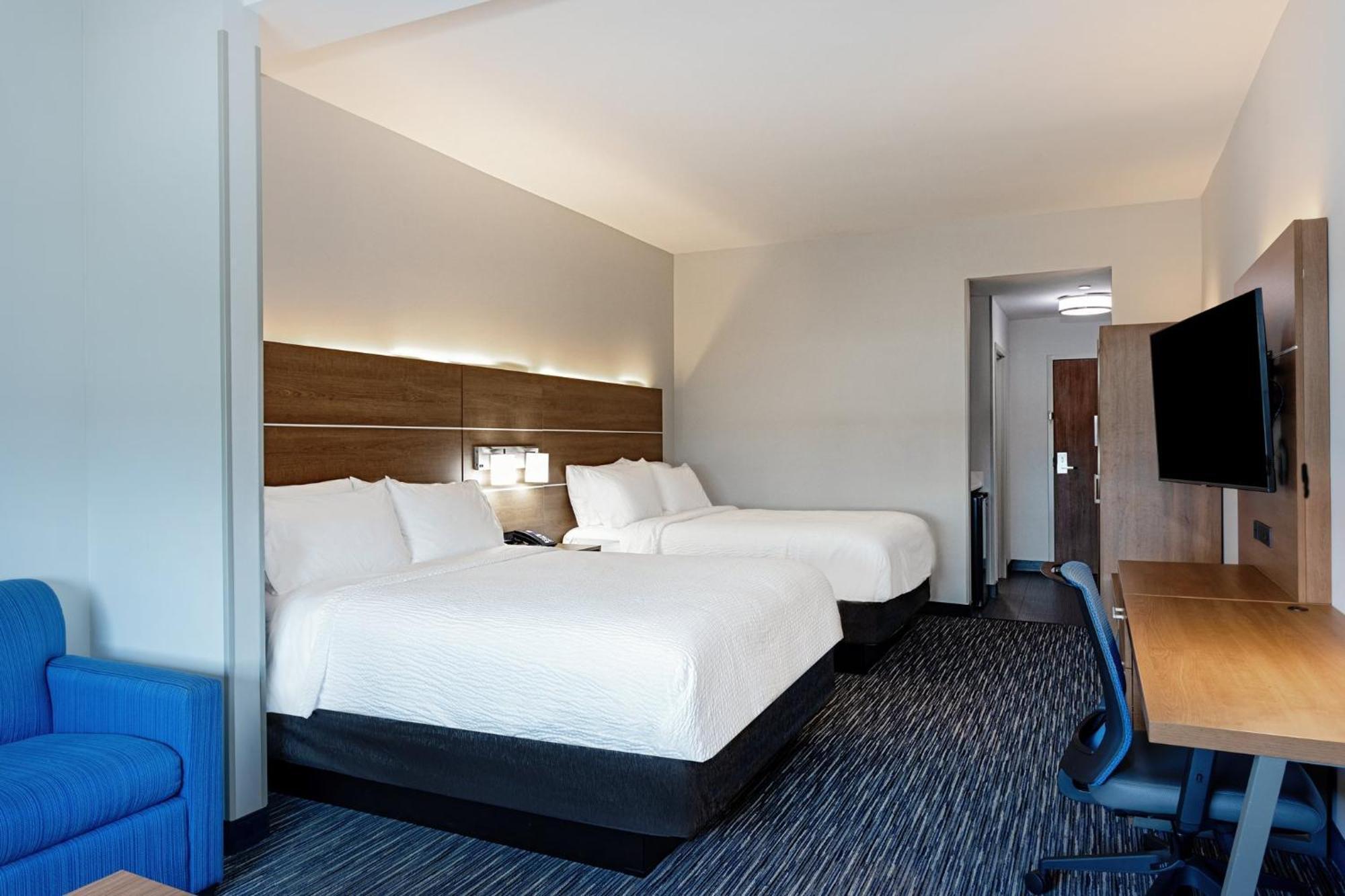Holiday Inn Express & Suites - Miramar By Ihg Exterior photo